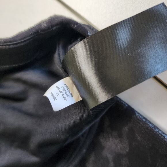 Chicos Zenergy Womens So Slimming Leggings Size Medium Black Houndstooth Foil - Picture 9 of 12